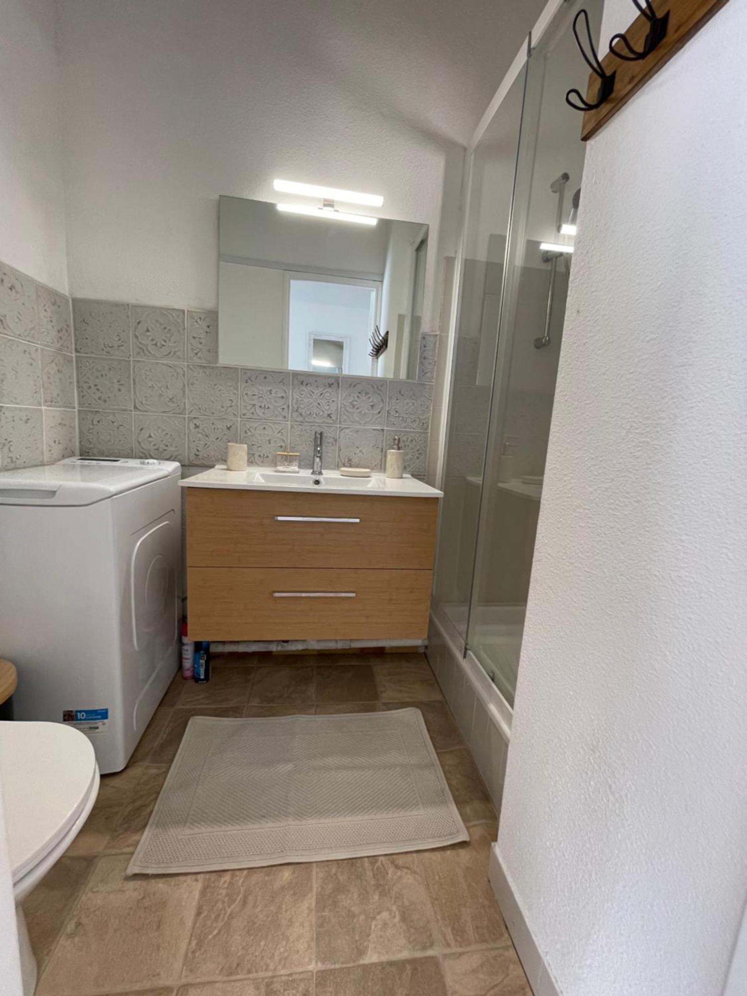 Appartement Pinede Piscine Clim Proche Plage Village Naturiste Agde Eksteriør billede